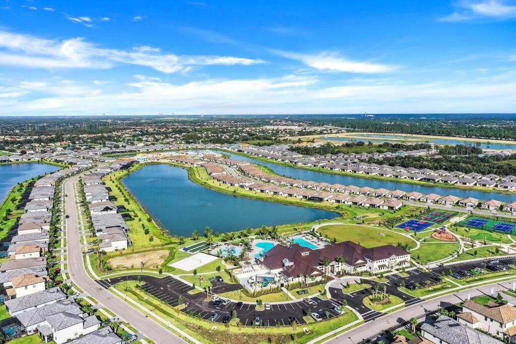 Amazing Home In Paradise! Fort Myers Esterno foto